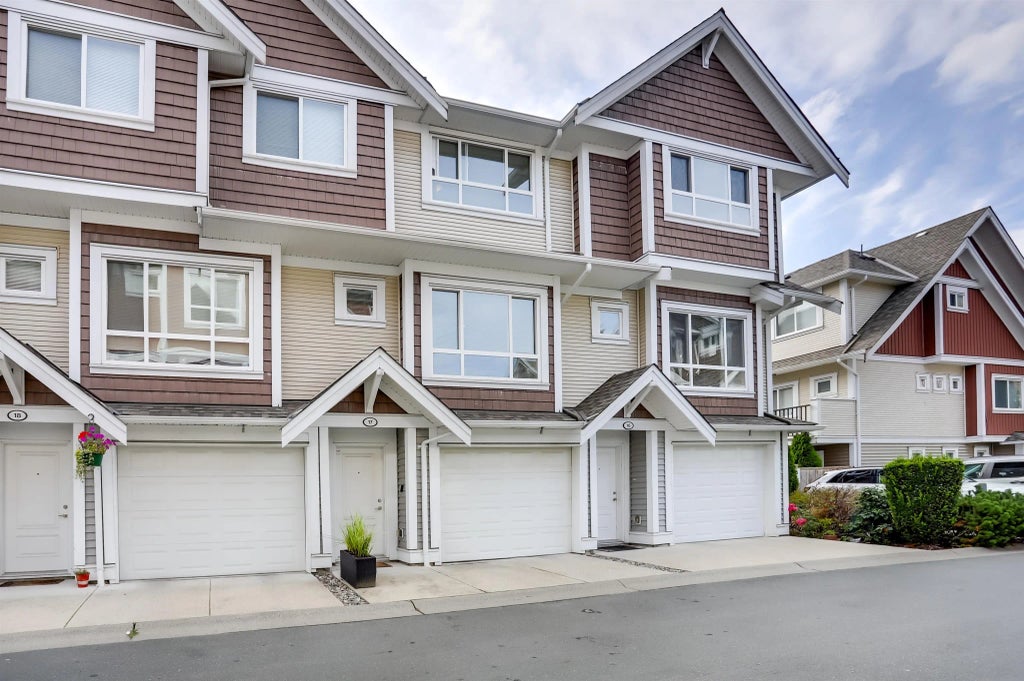 7298 199a Street 17, Langley