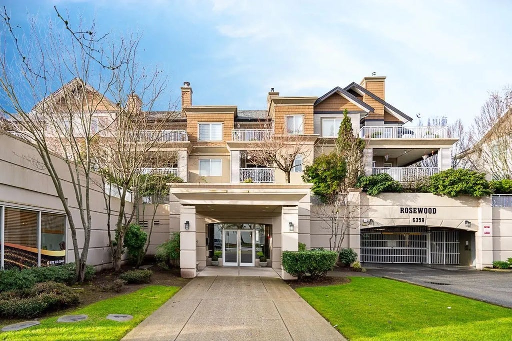 6359 198 Street 314, Langley