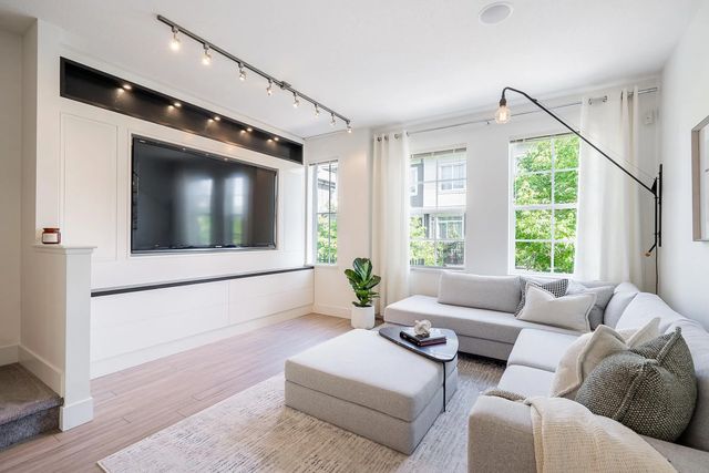 3399 151 Street 39, Surrey