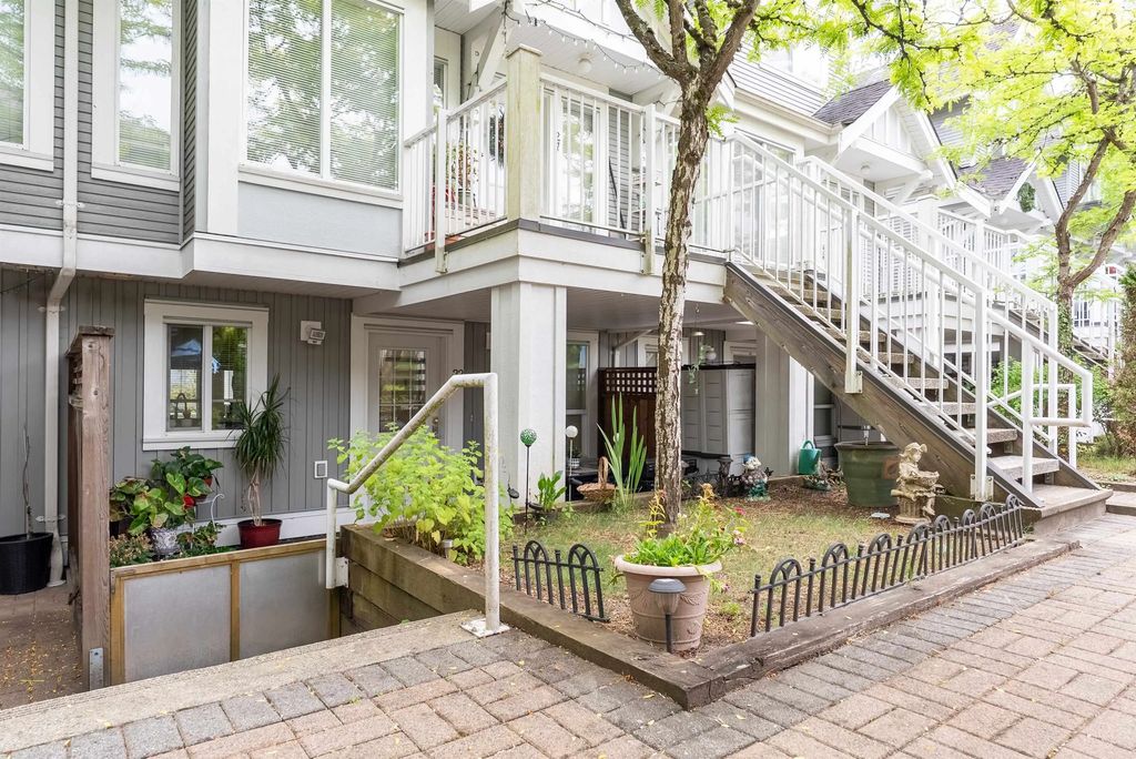 7370 Stride Avenue 22, Burnaby