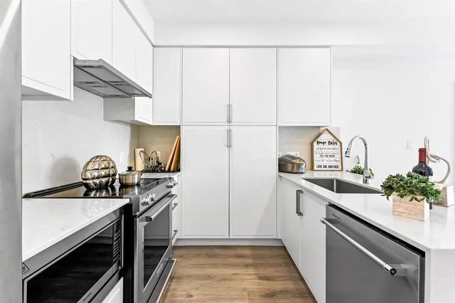 700 Clarke Road 505, Coquitlam