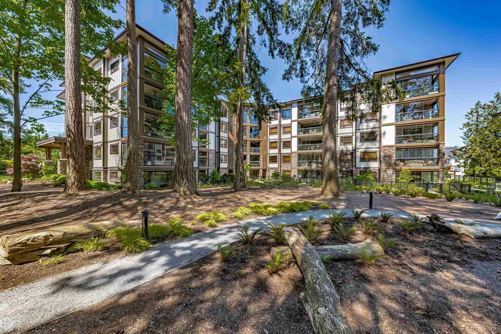 14588 Mcdougall Drive 401, Surrey