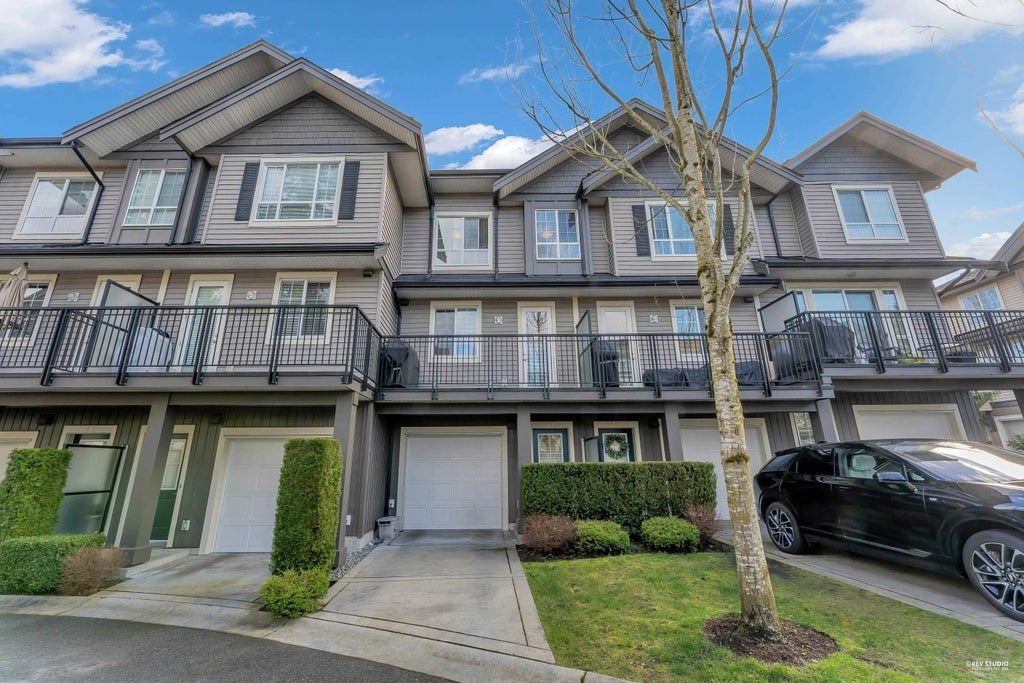 4967 220 Street 14, Langley