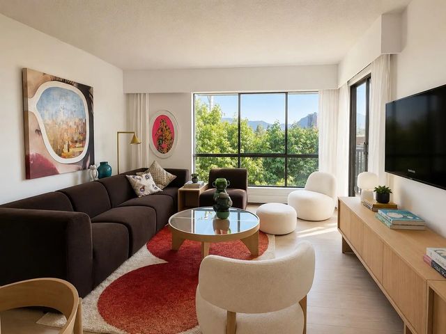 1877 W 5th Avenue 302, Vancouver