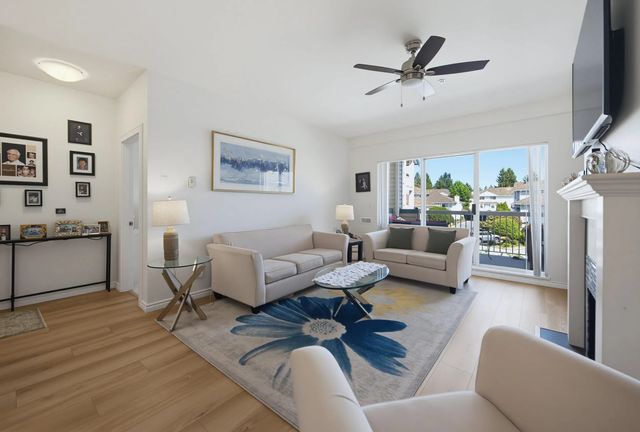 13911 70 Avenue 219, Surrey