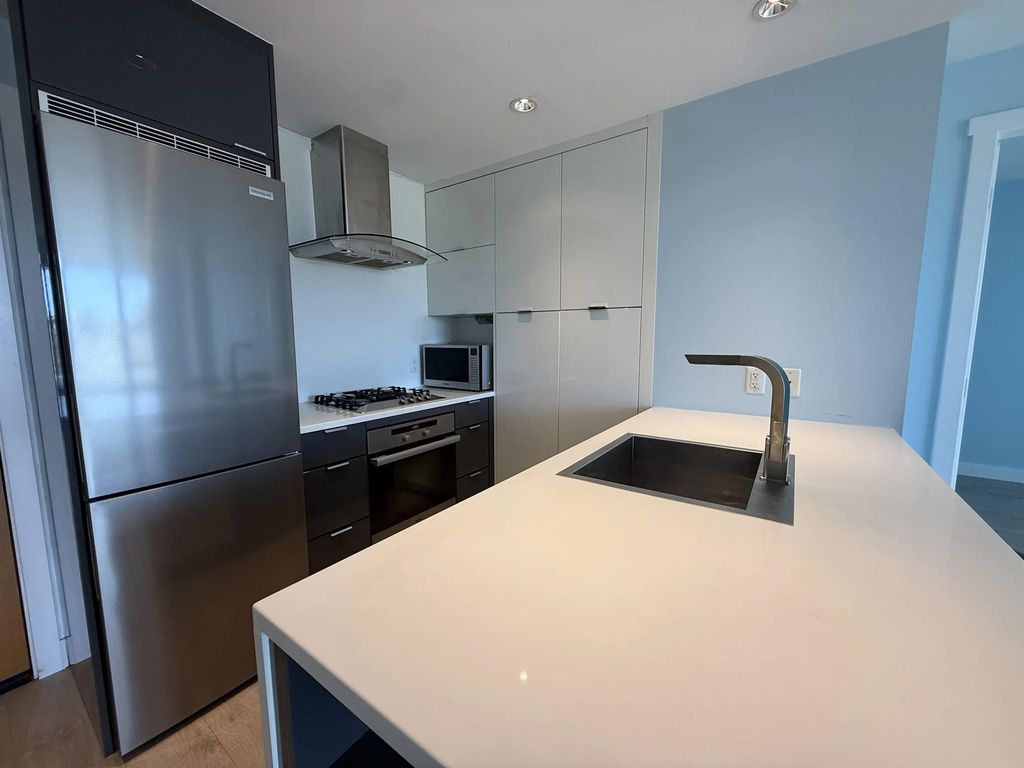 1777 W 7th Avenue 704, Vancouver