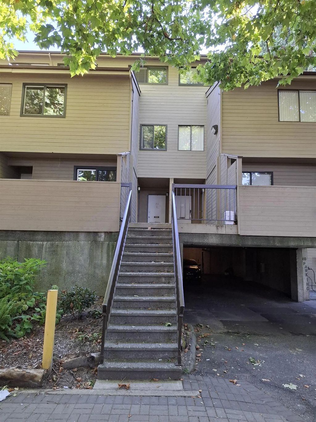 8020 Colonial Drive 204, Richmond