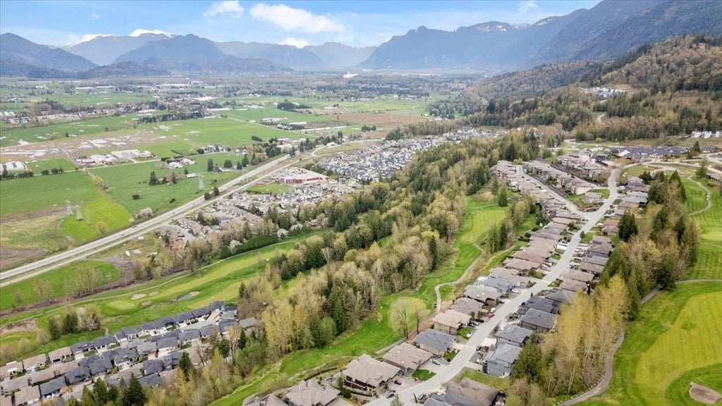 51075 Falls Court 206, Chilliwack