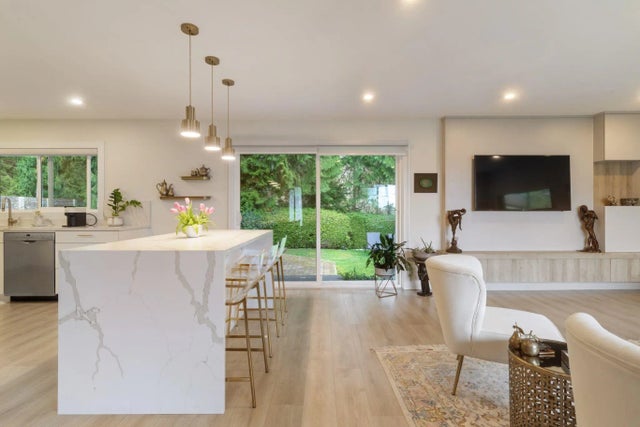 3950 Trenton Place, North Vancouver