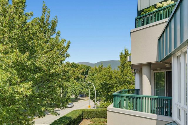 2099 Lougheed Highway A304, Port Coquitlam