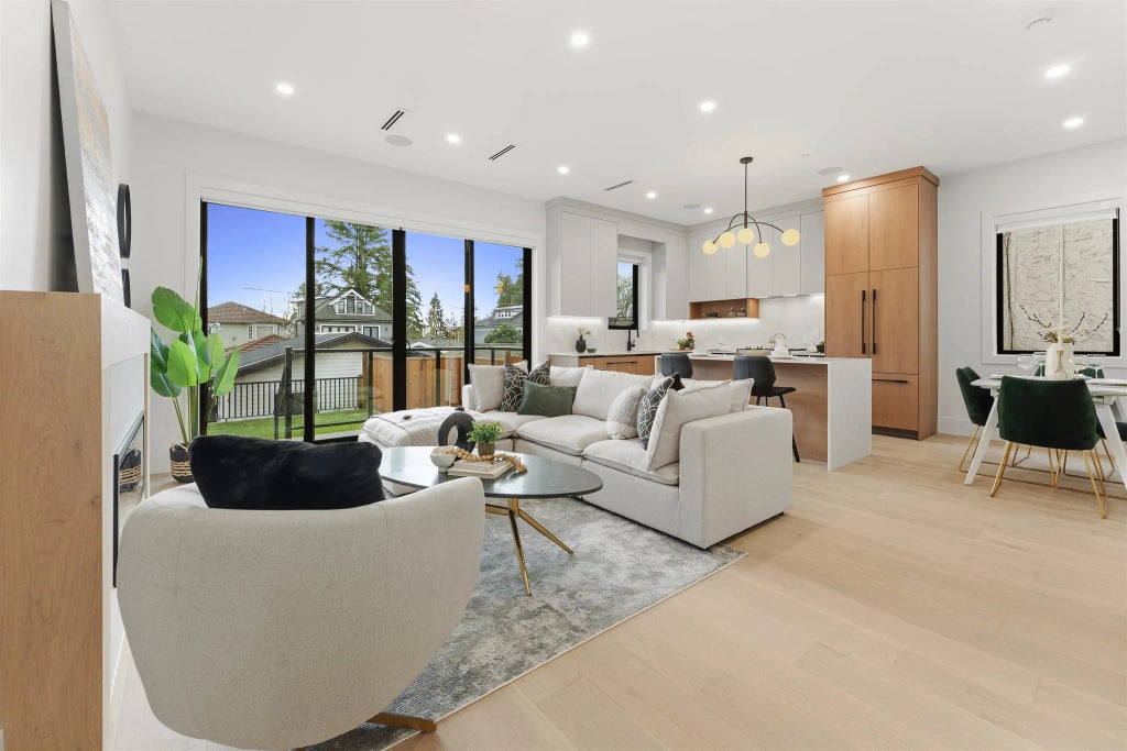 3218 W 38th Avenue 2, Vancouver