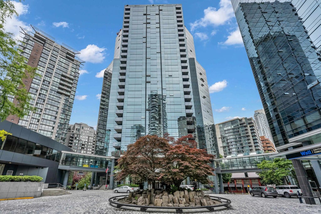 1050 Burrard Street 910, Vancouver