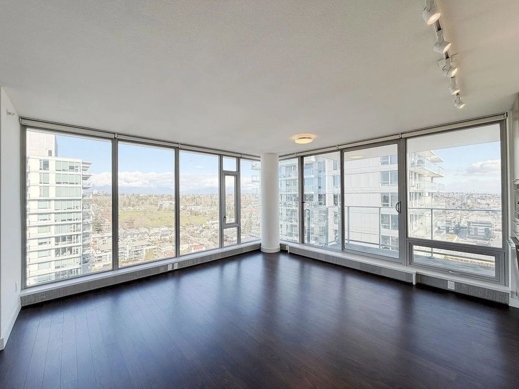 8131 Nunavut Lane 25f, Vancouver