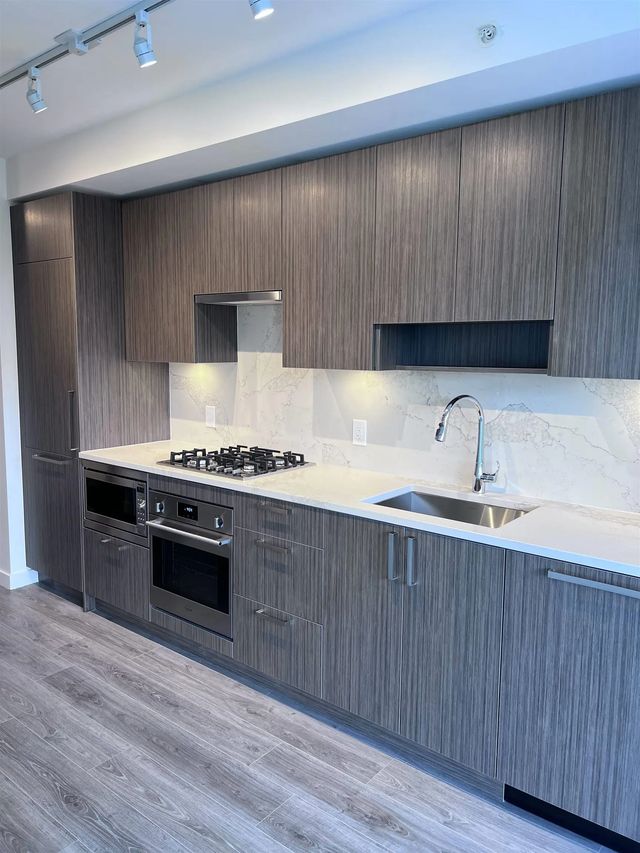 13350 Central Avenue 306, Surrey