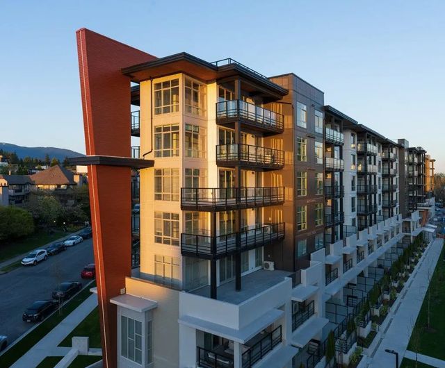 108 E 8th Street 203, North Vancouver