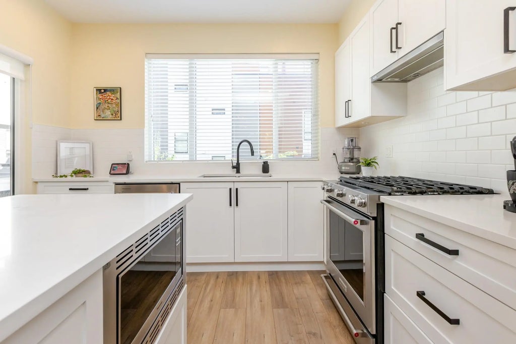 16433 19 Avenue 45, Surrey