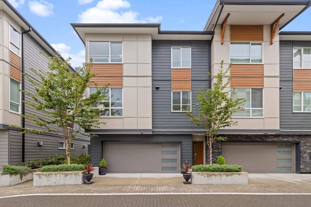 19935 75a Avenue 6, Langley