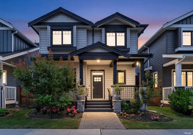 4717 Hemlock Way, Tsawwassen
