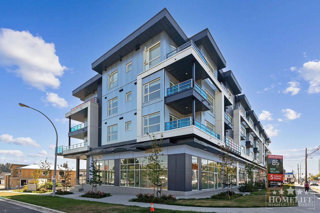 8496 120 Street 403, Surrey