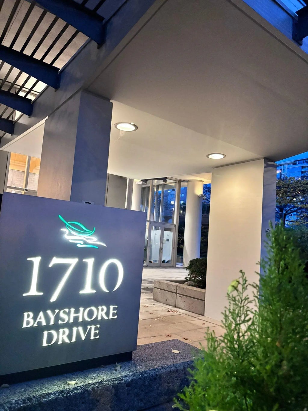 1710 Bayshore Drive 1204, Vancouver