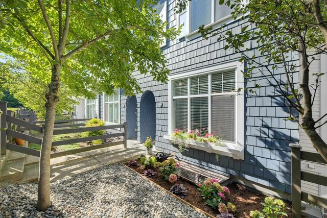 15268 28 Avenue 84, Surrey