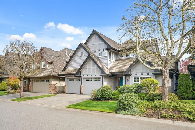 3300 157a Street 11, Surrey