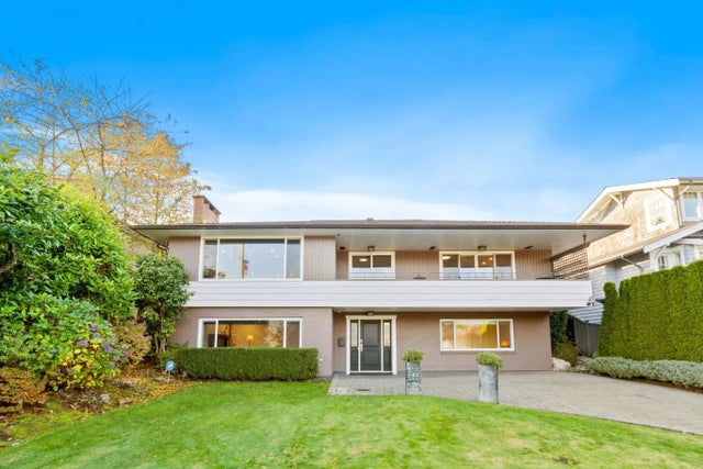 463 Beachview Drive, North Vancouver