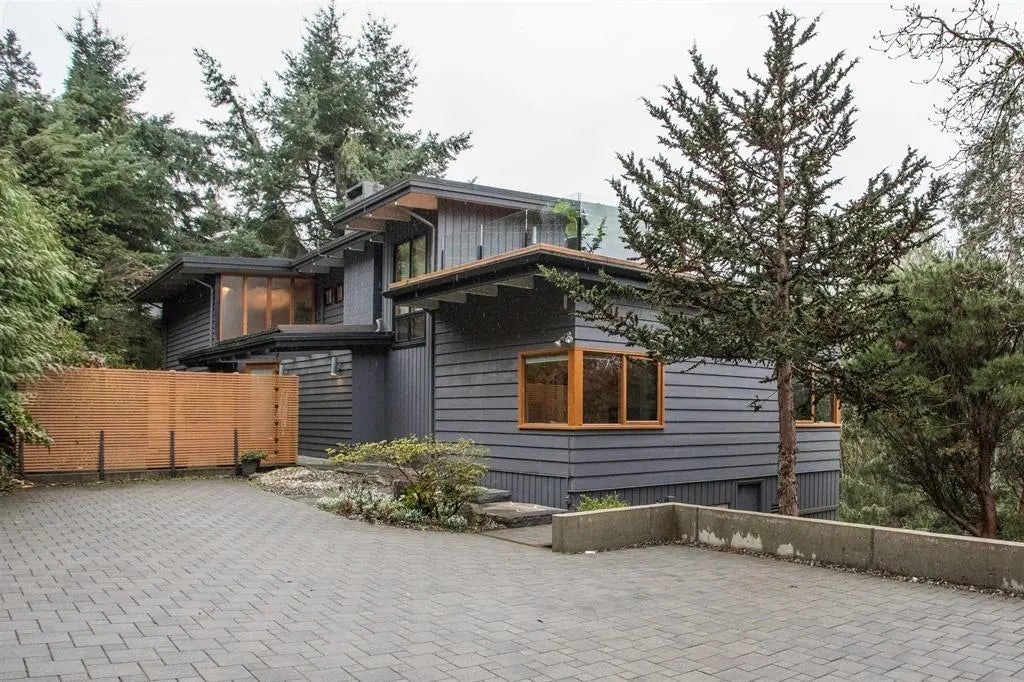 6080 Eagleridge Drive, West Vancouver