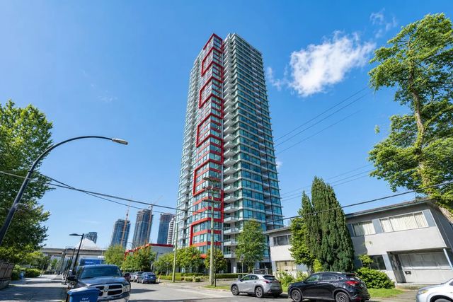 6658 Dow Avenue 1605, Burnaby