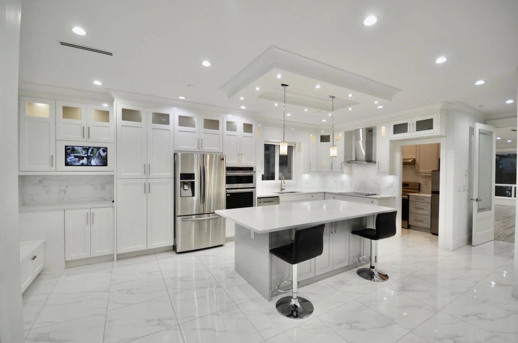 1936 Prairie Avenue, Port Coquitlam