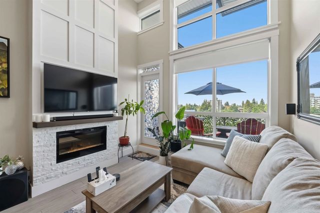 22335 Mcintosh Avenue 607, Maple Ridge