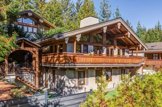 6403 St Andrew's Way, Whistler
