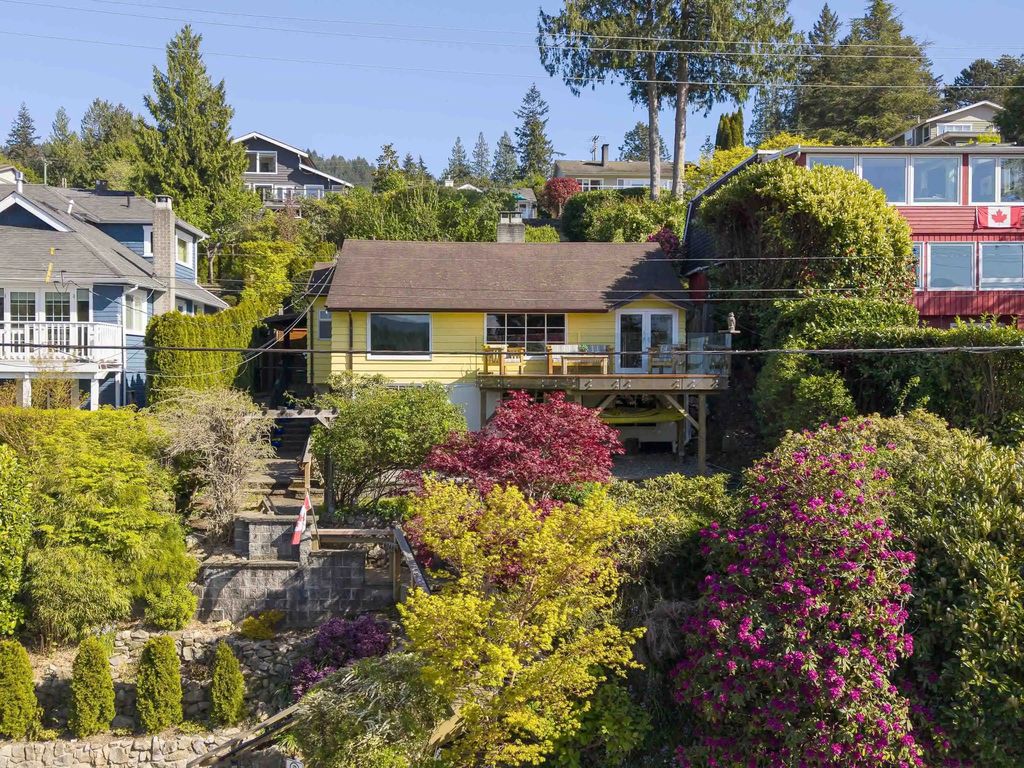 6248 Wellington Avenue, West Vancouver