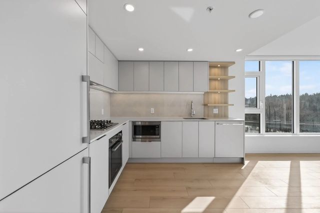 311 Alderson Avenue 408, Coquitlam