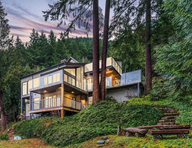 470 Timbertop Drive, Lions Bay