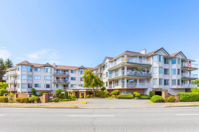 5363 206 Street 205, Langley