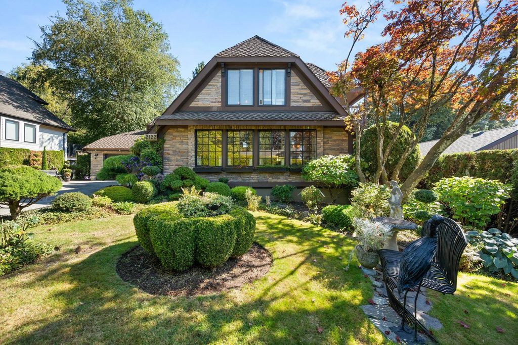2122 Everett Street, Abbotsford
