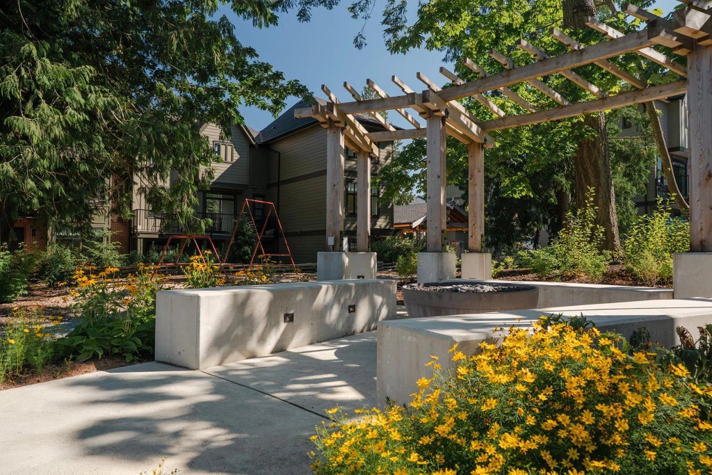 2350 165 Street 148, Surrey