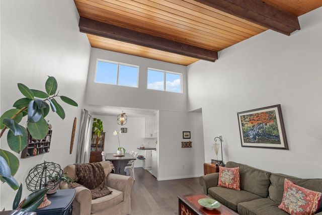 5553 16 Avenue 301, Delta