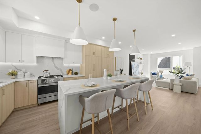16358 90 Avenue 75, Surrey