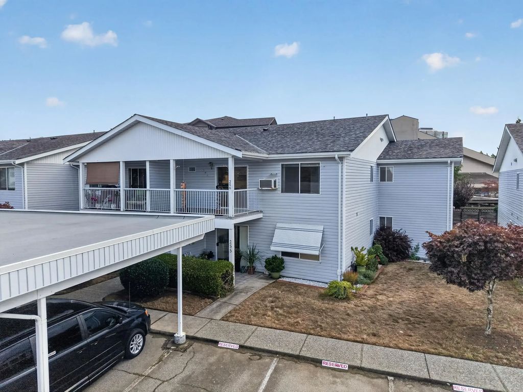 32691 Garibaldi Drive 256, Abbotsford