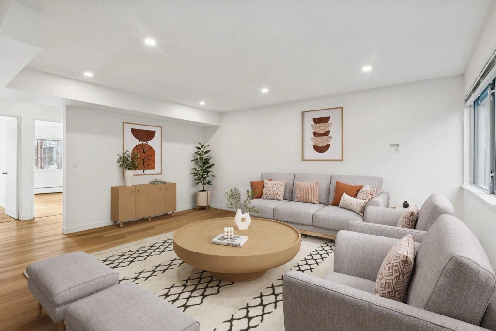 879 Westview Crescent, North Vancouver