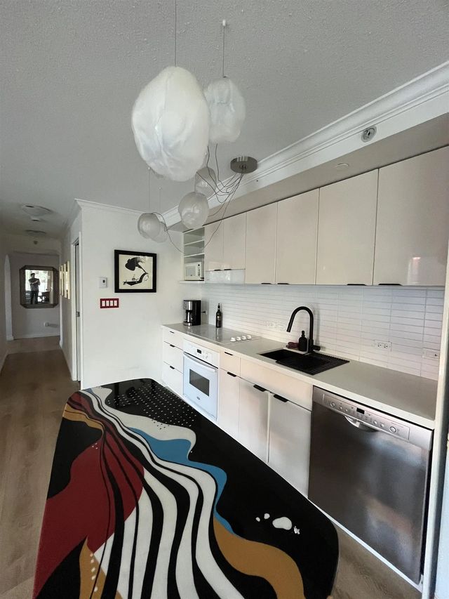 168 Powell Street 211, Vancouver