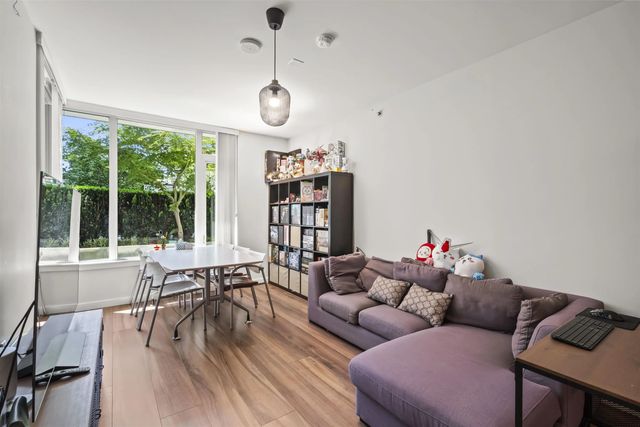 8688 Hazelbridge Way 515, Richmond