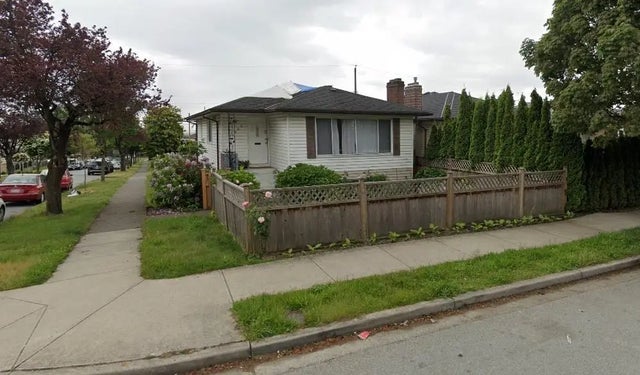1352 E 57th Avenue, Vancouver