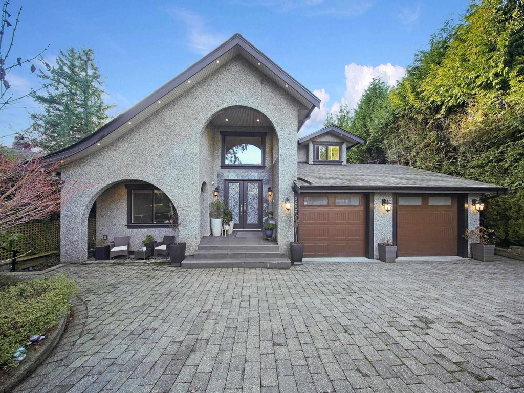 3263 Norwood Avenue, North Vancouver