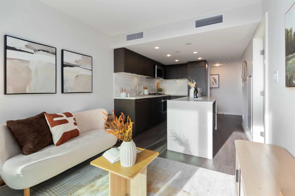 8238 Lord Street 601, Vancouver