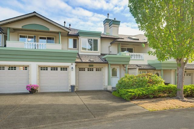 13888 70 Avenue 204, Surrey