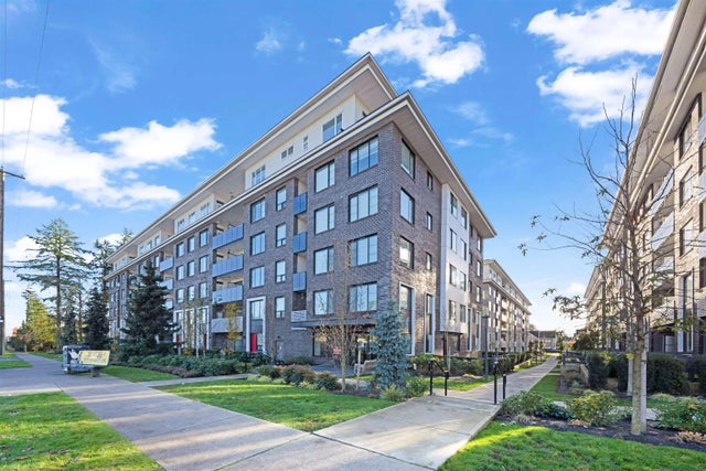 15858 Fraser Highway 614, Surrey