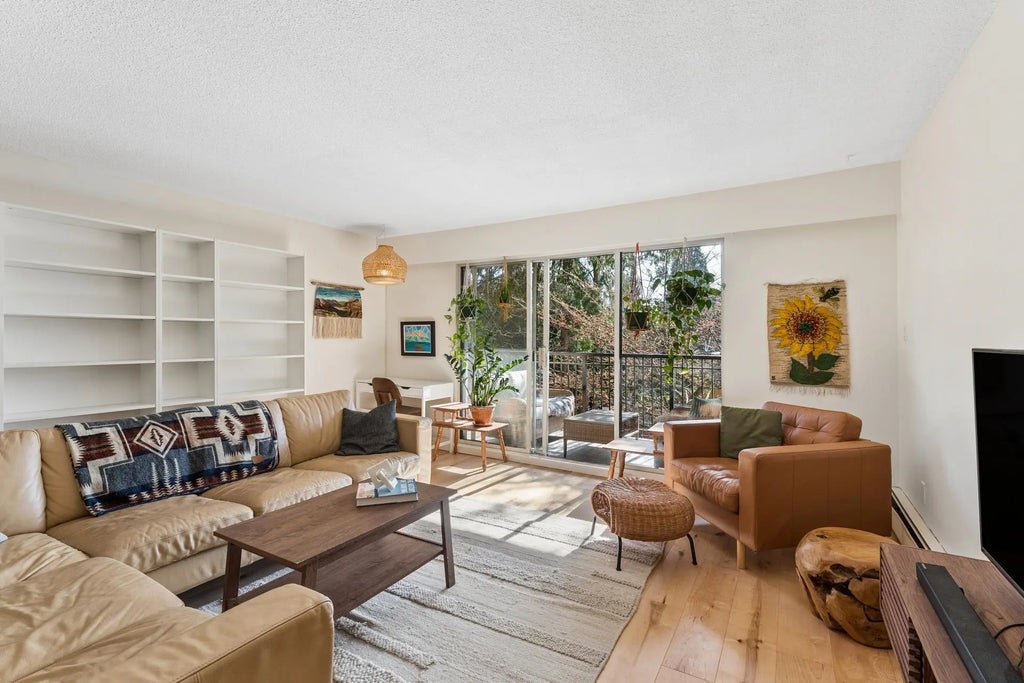 1385 Draycott Road 211, North Vancouver